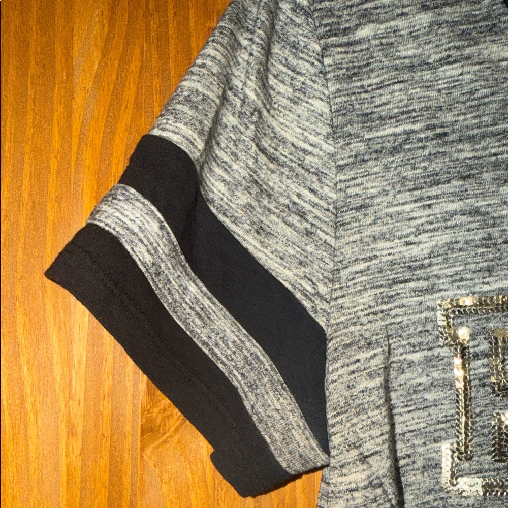 PINK Victoria's Secret Gray Ringer Tee with Black Trim & Gold  Logo - Picture 4 of 5